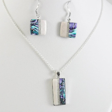 Jewelry by Jackie Swartz